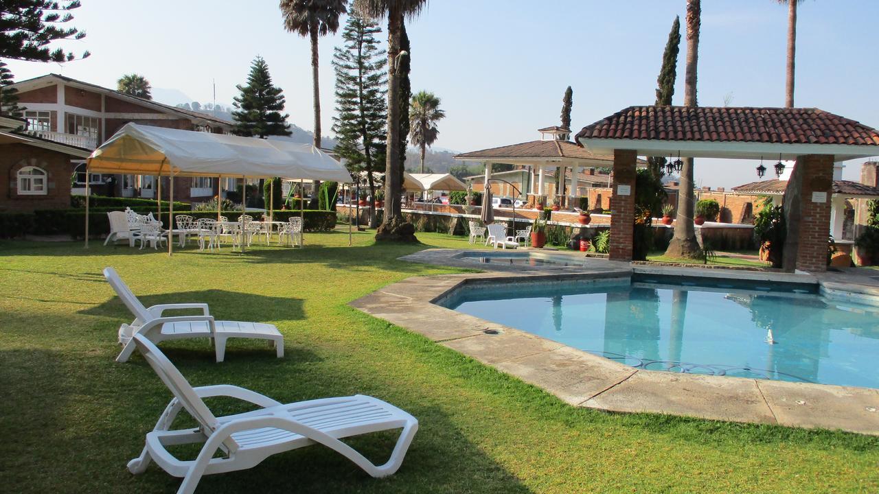 Hotel Villa Monarca Inn Zitácuaro Екстериор снимка