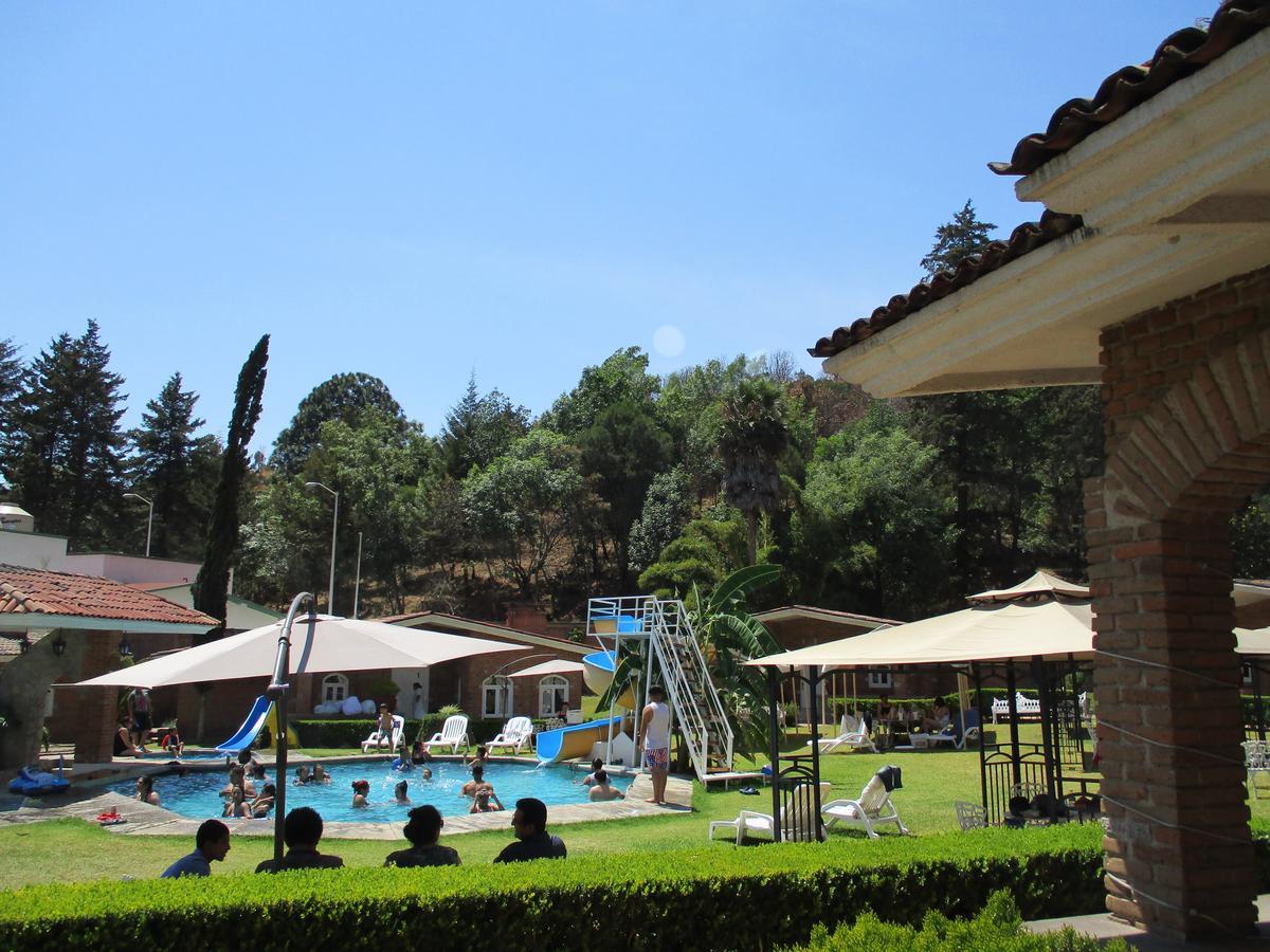 Hotel Villa Monarca Inn Zitácuaro Екстериор снимка