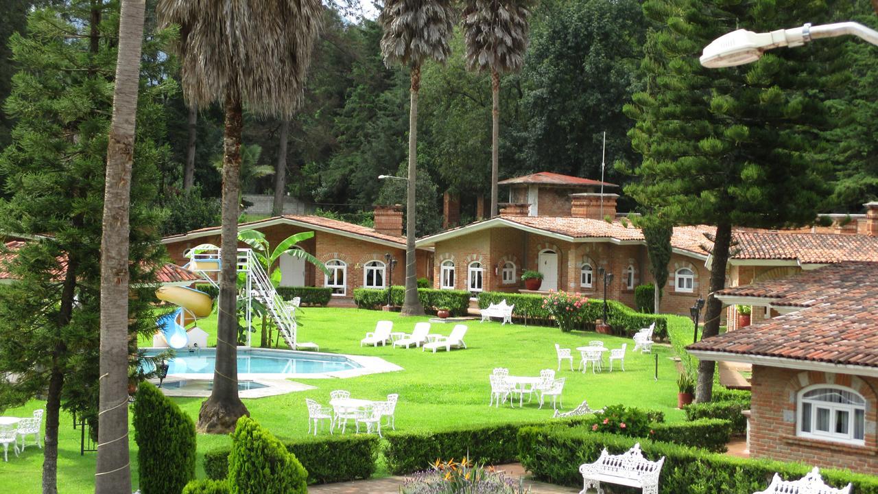 Hotel Villa Monarca Inn Zitácuaro Екстериор снимка