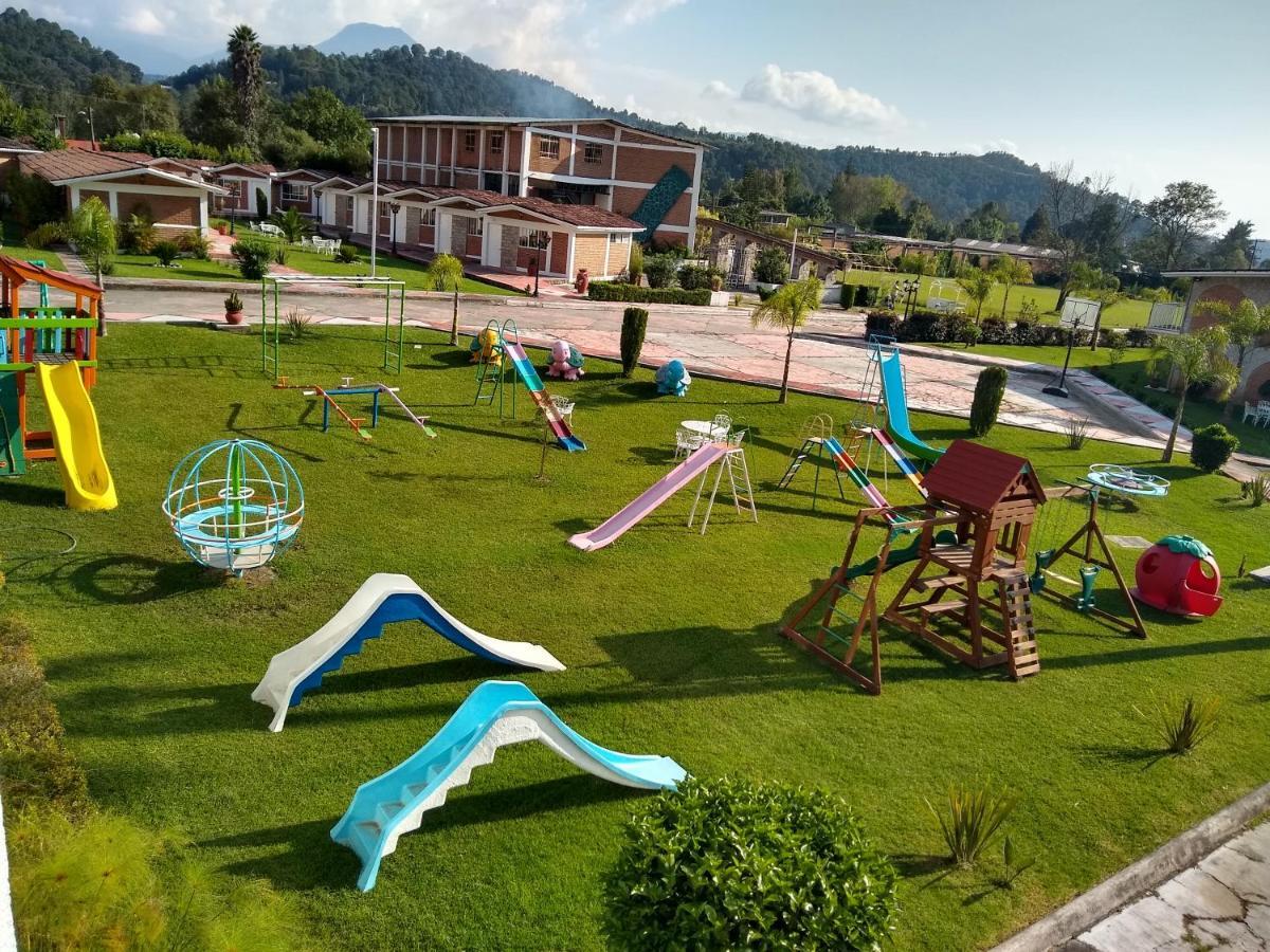 Hotel Villa Monarca Inn Zitácuaro Екстериор снимка